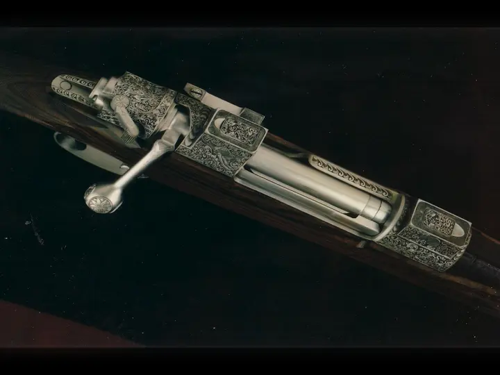 Bicentennial rifle right side with kangaroo and platypus detail